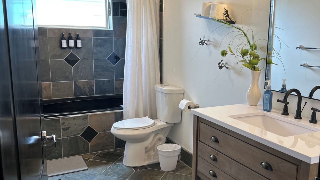Photo of Bathroom in Shawnee