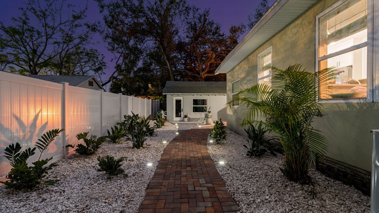 Photo of Outdoor in South Seminole Heights