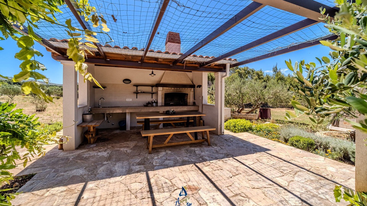 Photo of Outdoor in Milna (Brac)