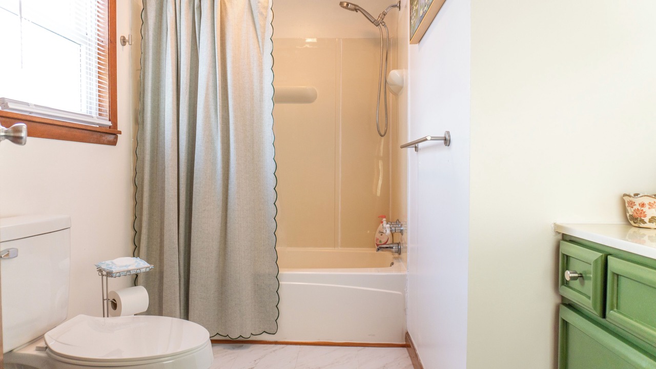 Photo of Bathroom in Monaca