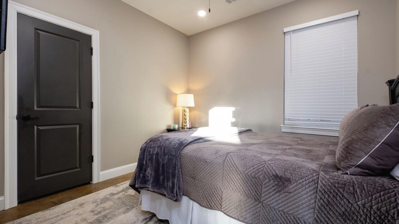 Photo of Bedroom in Fairfield Bay