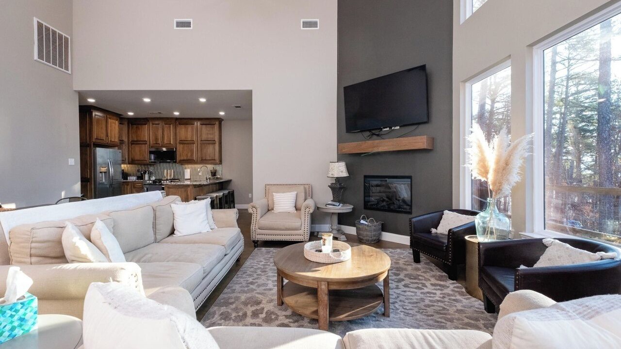 Photo of Livingroom in Fairfield Bay