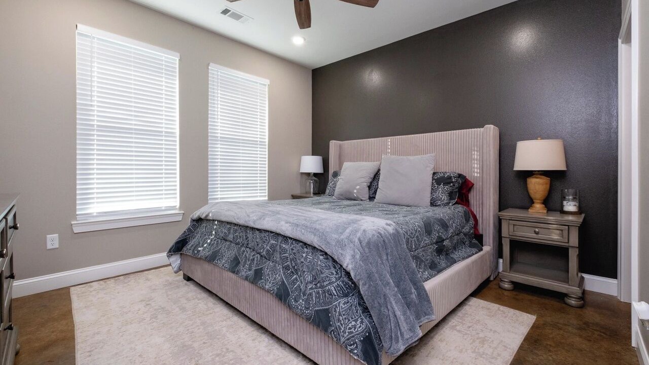 Photo of Bedroom in Fairfield Bay