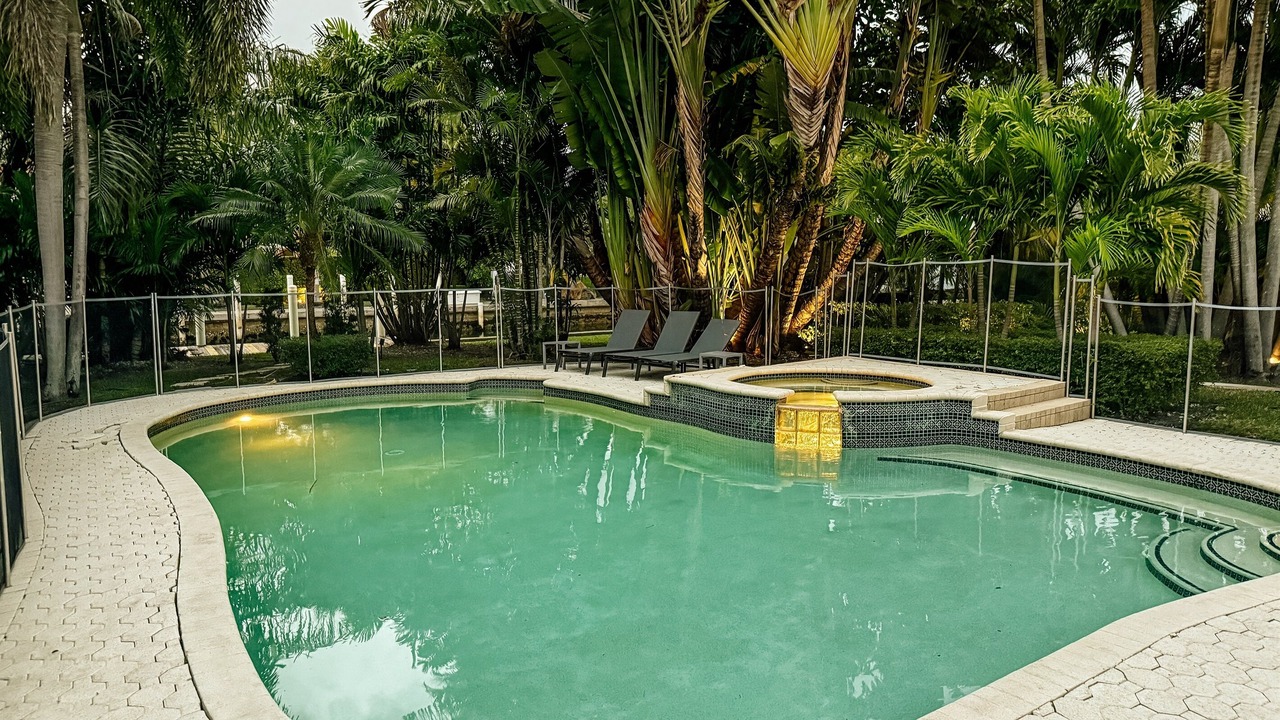 Photo of Outdoor in Northeast Miami