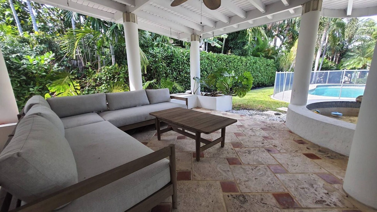 Photo of Outdoor in Northeast Miami