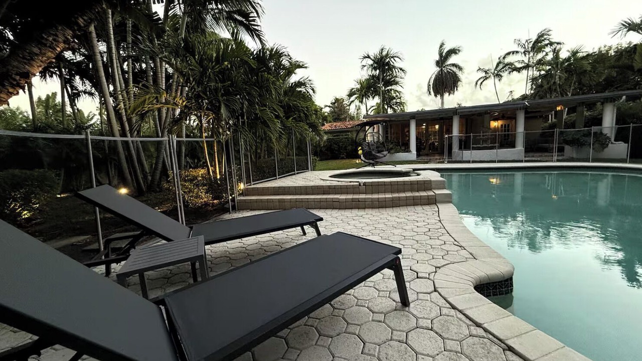 Photo of Outdoor in Northeast Miami