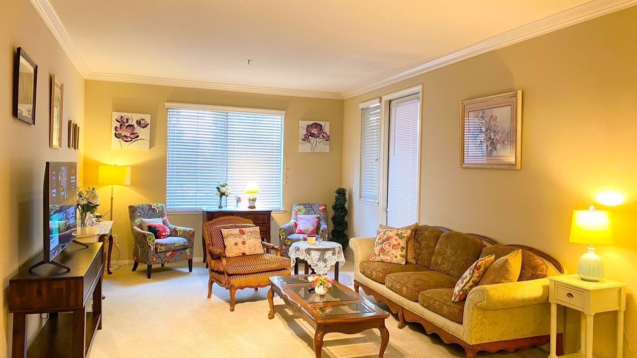 Photo of Livingroom in Airport Area