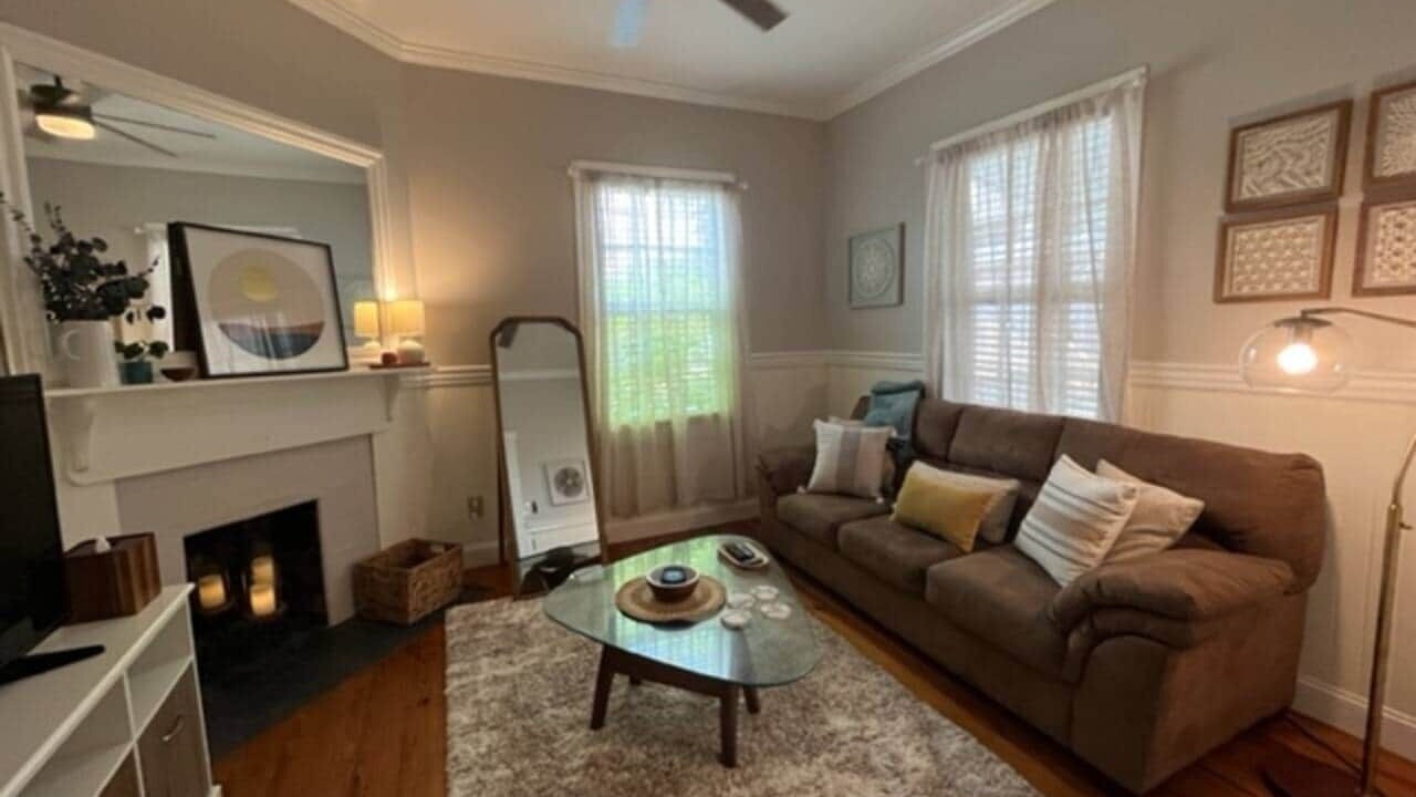 Photo of Livingroom in Dixon Park
