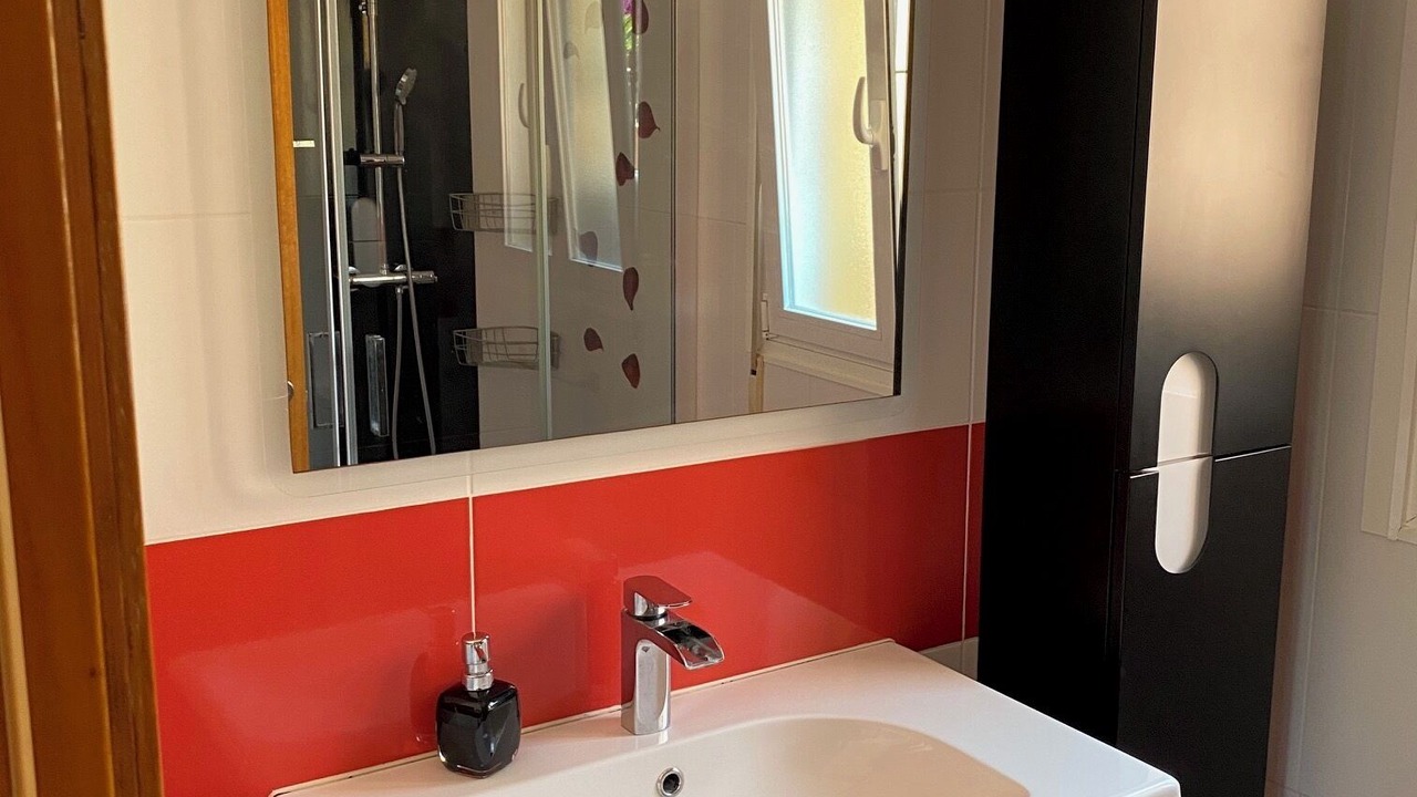 Photo of Bathroom in Orba