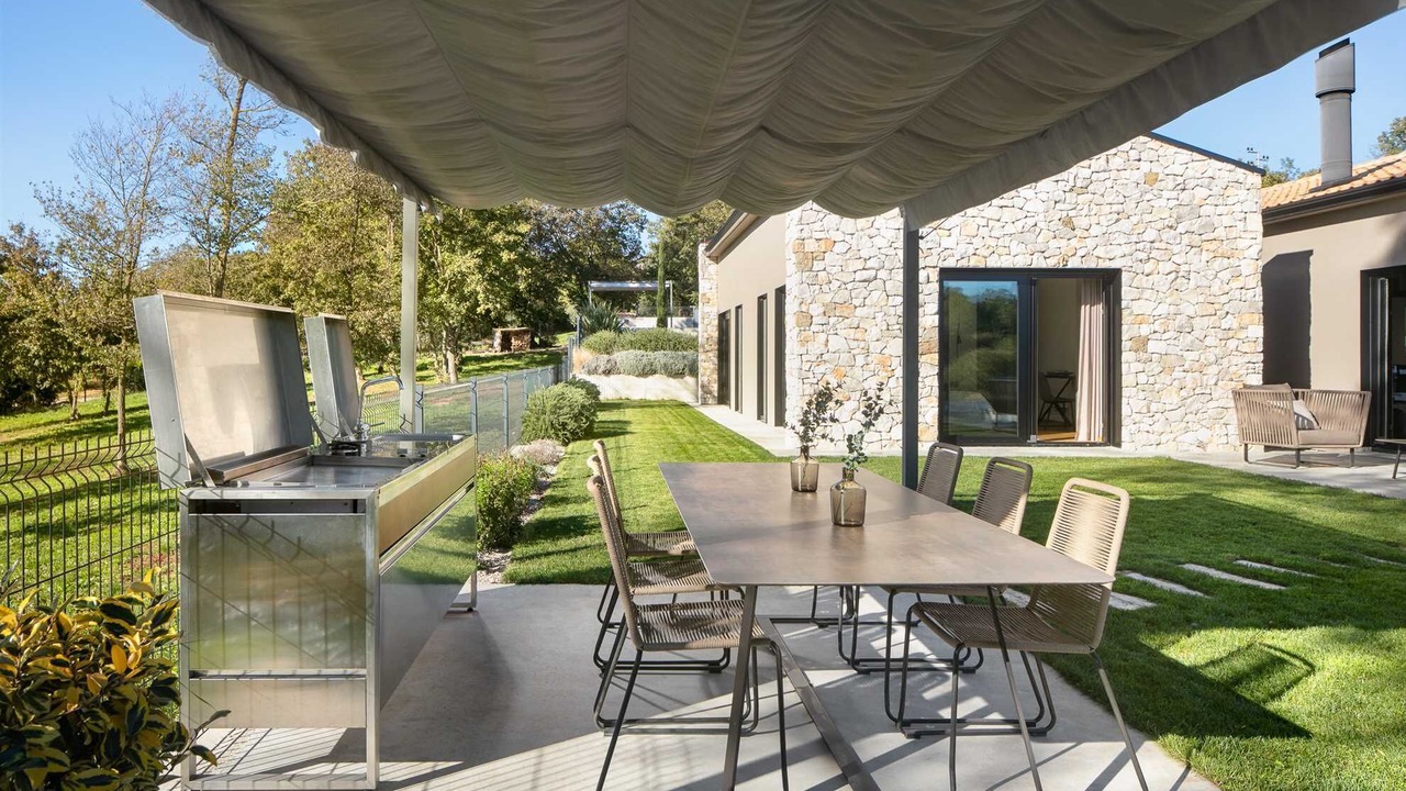 Photo of Outdoor in Skropeti