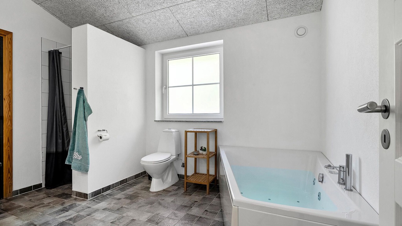 Photo of Bathroom in Lodbjerg Hede