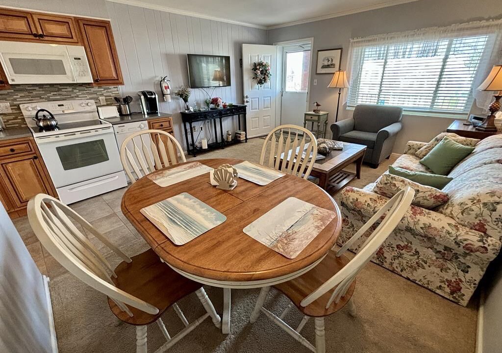 Photo of Others in Admiral Estates