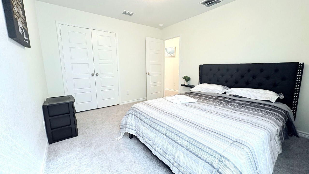 Photo of Bedroom in Southside