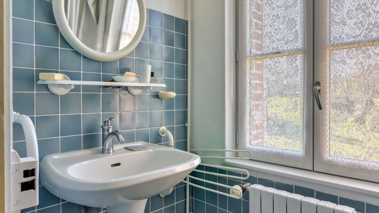 Photo of Bathroom in Vattetot-sur-Mer