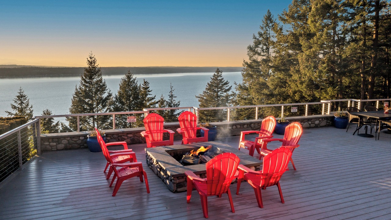 Photo of Others in Sunny Shores