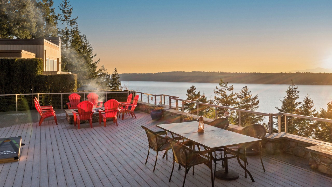 Photo of Others in Sunny Shores