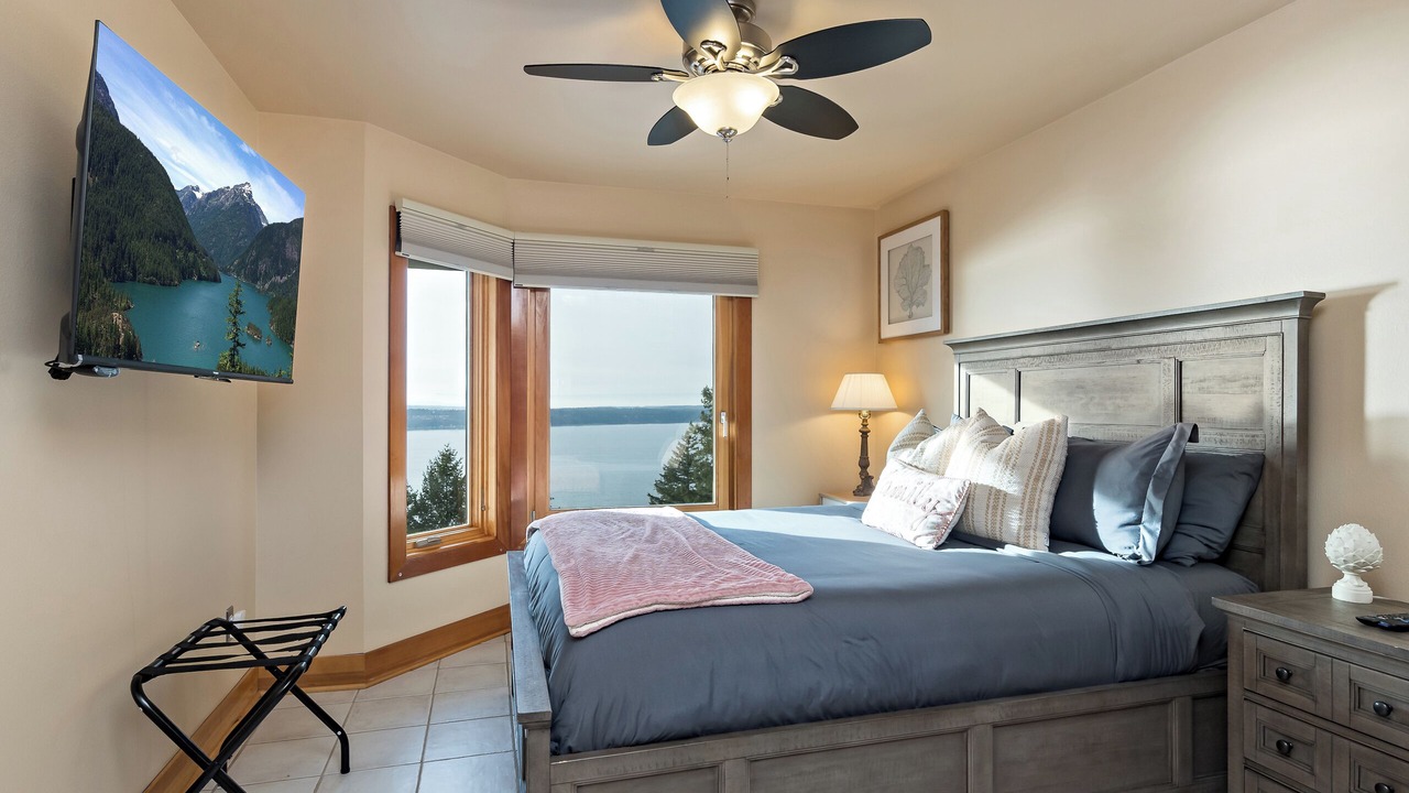 Photo of Others in Sunny Shores