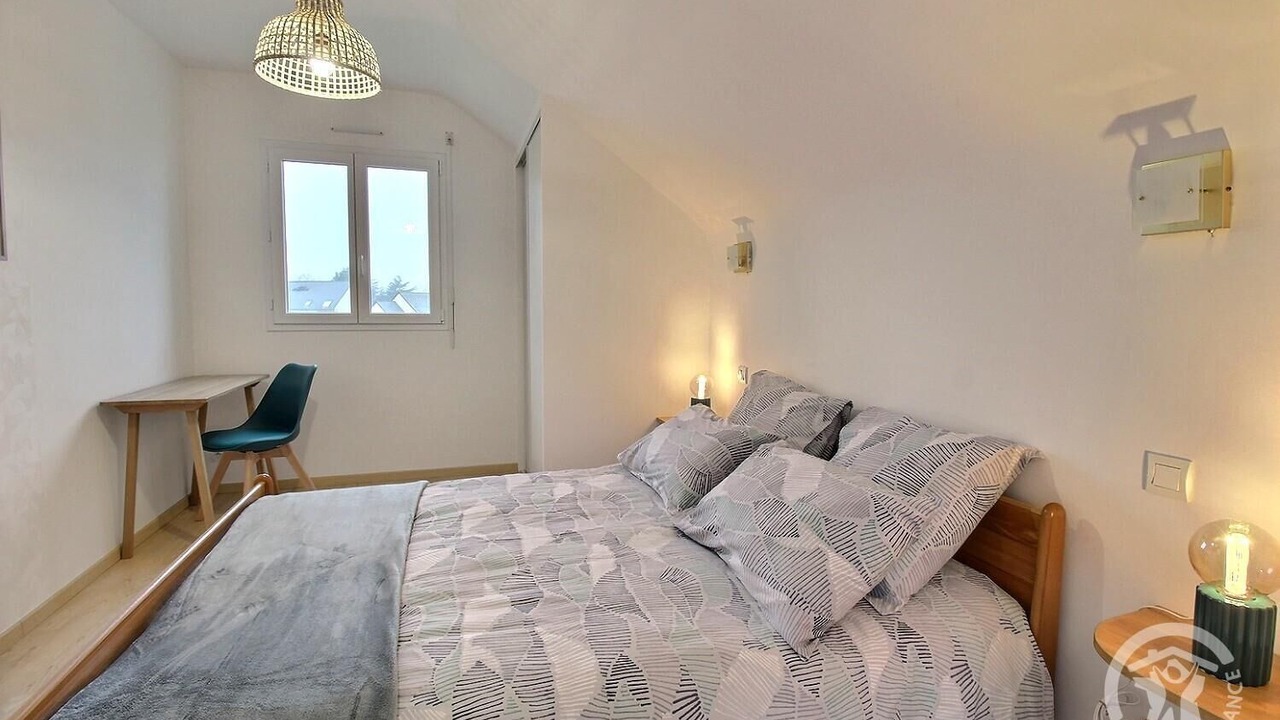 Photo of Bedroom in Lamballe