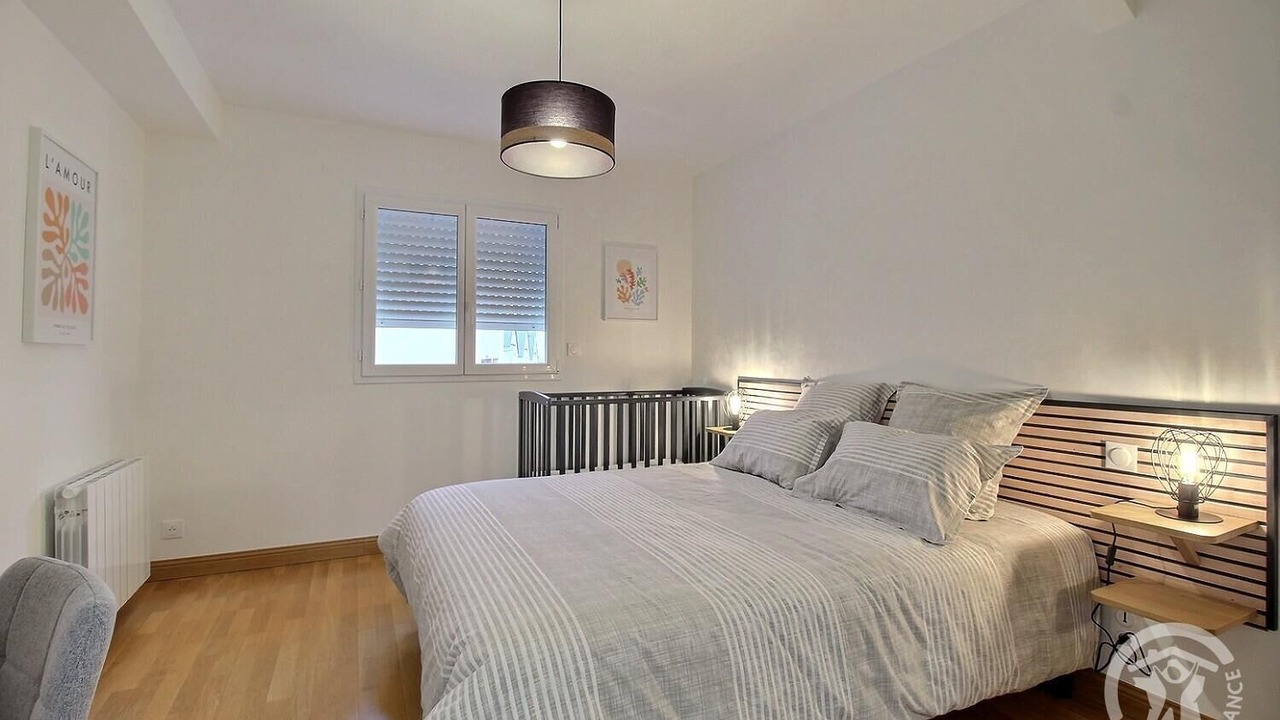 Photo of Bedroom in Lamballe