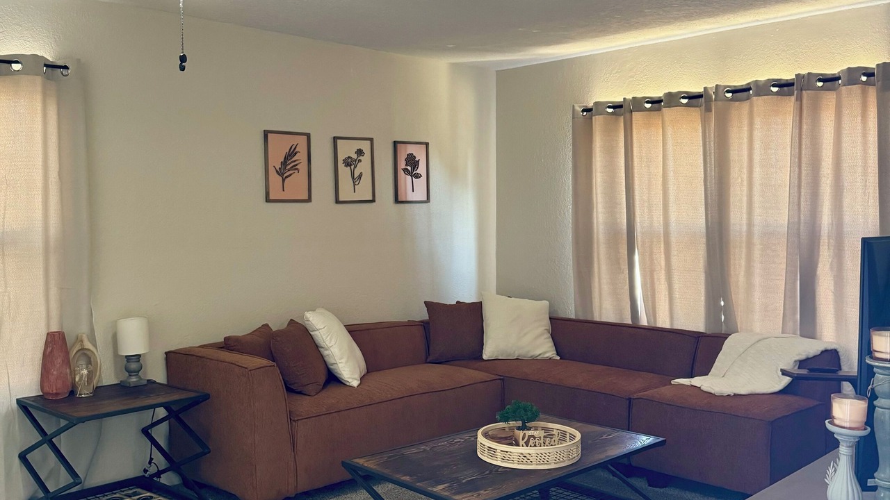 Photo of Livingroom in Lawton