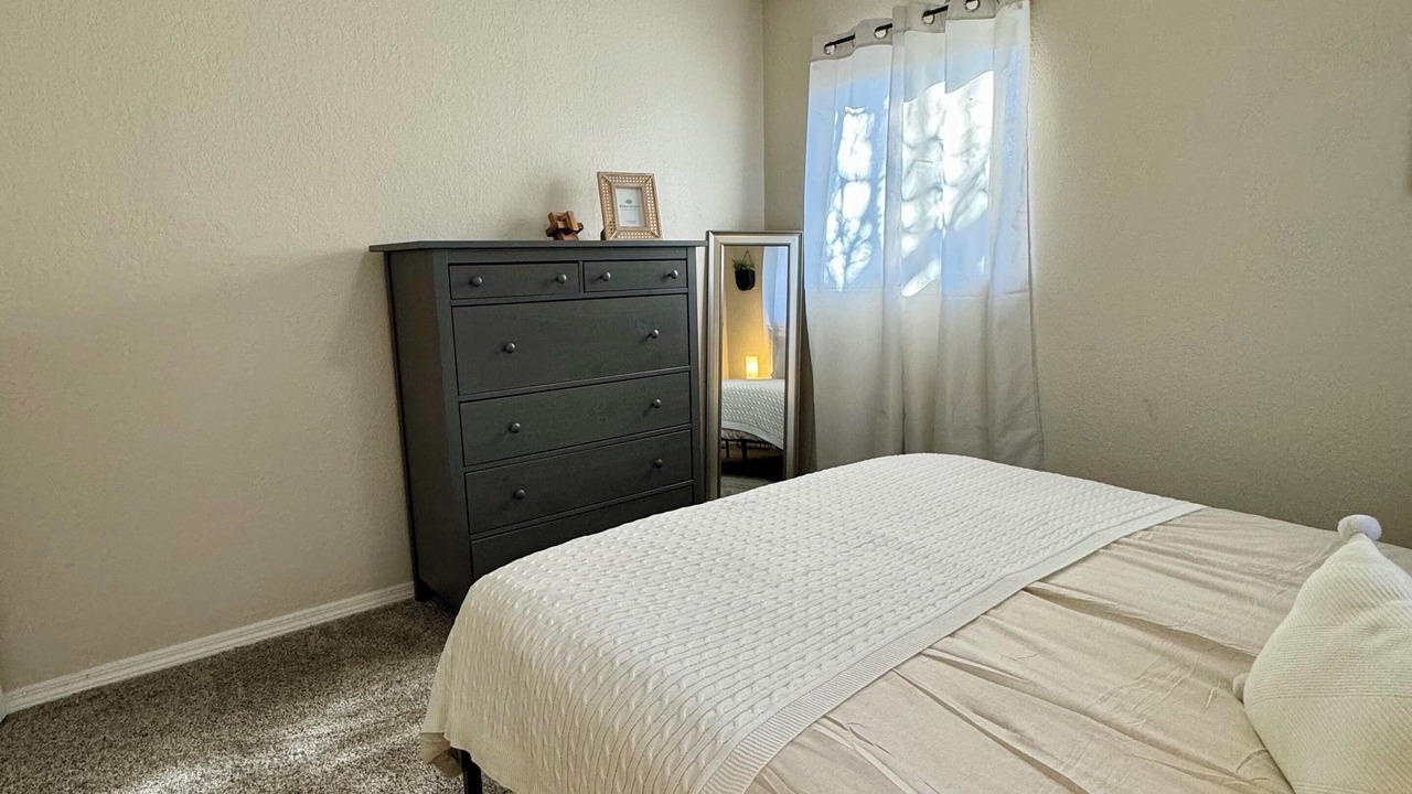 Photo of Bedroom in Lawton