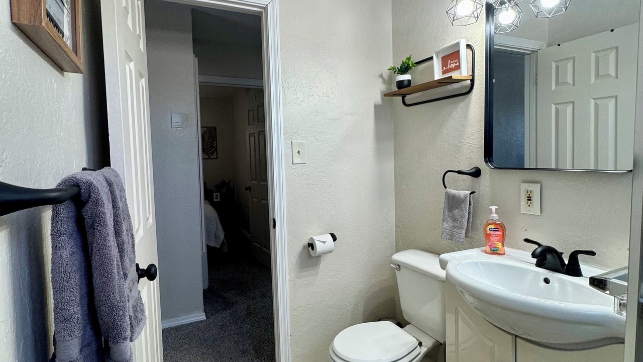 Photo of Bathroom in Lawton