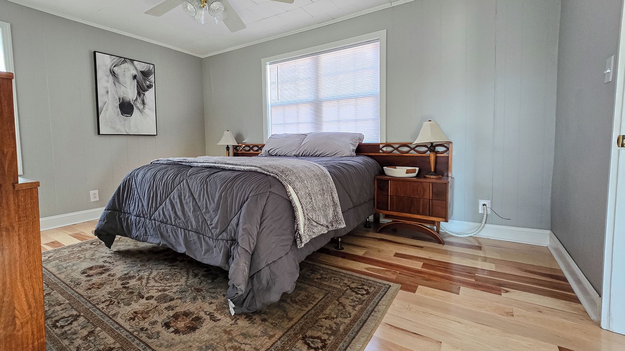 Photo of Bedroom in Lemon Springs