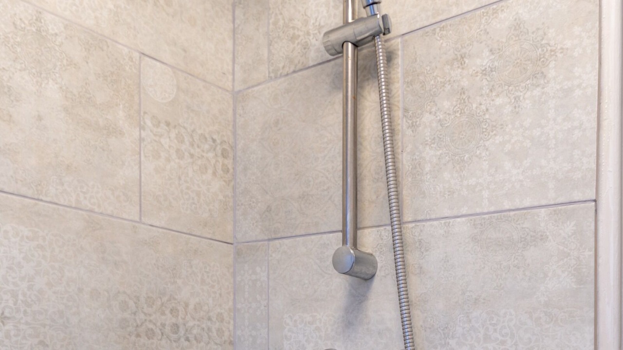 Photo of Bathroom in Leigh-on-Sea