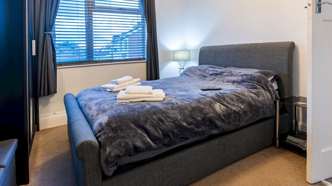 Photo of Bedroom in Leigh-on-Sea