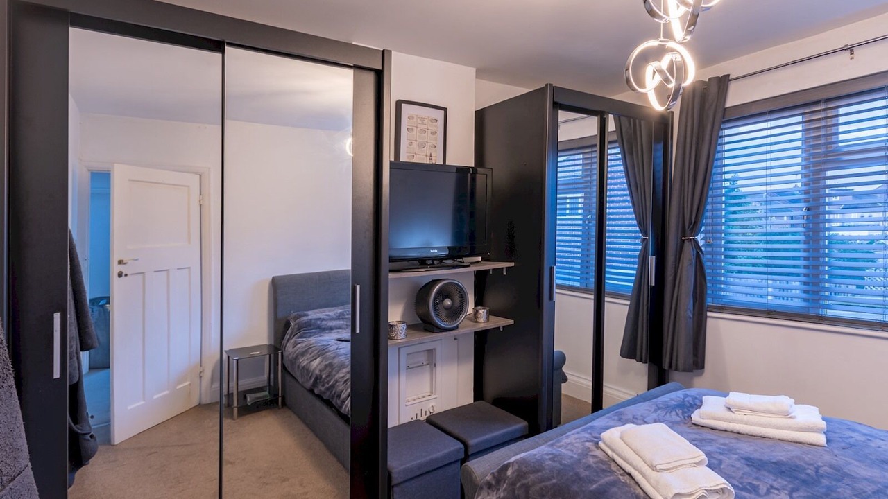 Photo of Bedroom in Leigh-on-Sea