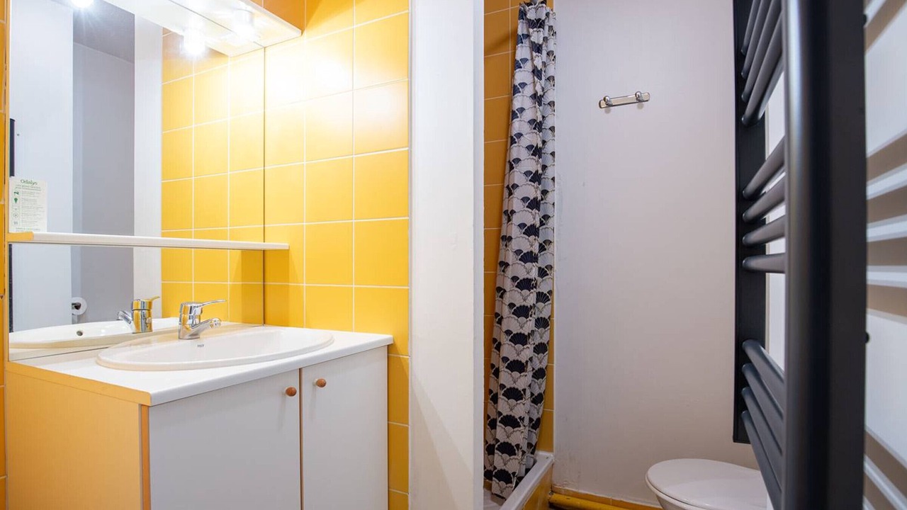 Photo of Bathroom in Germ