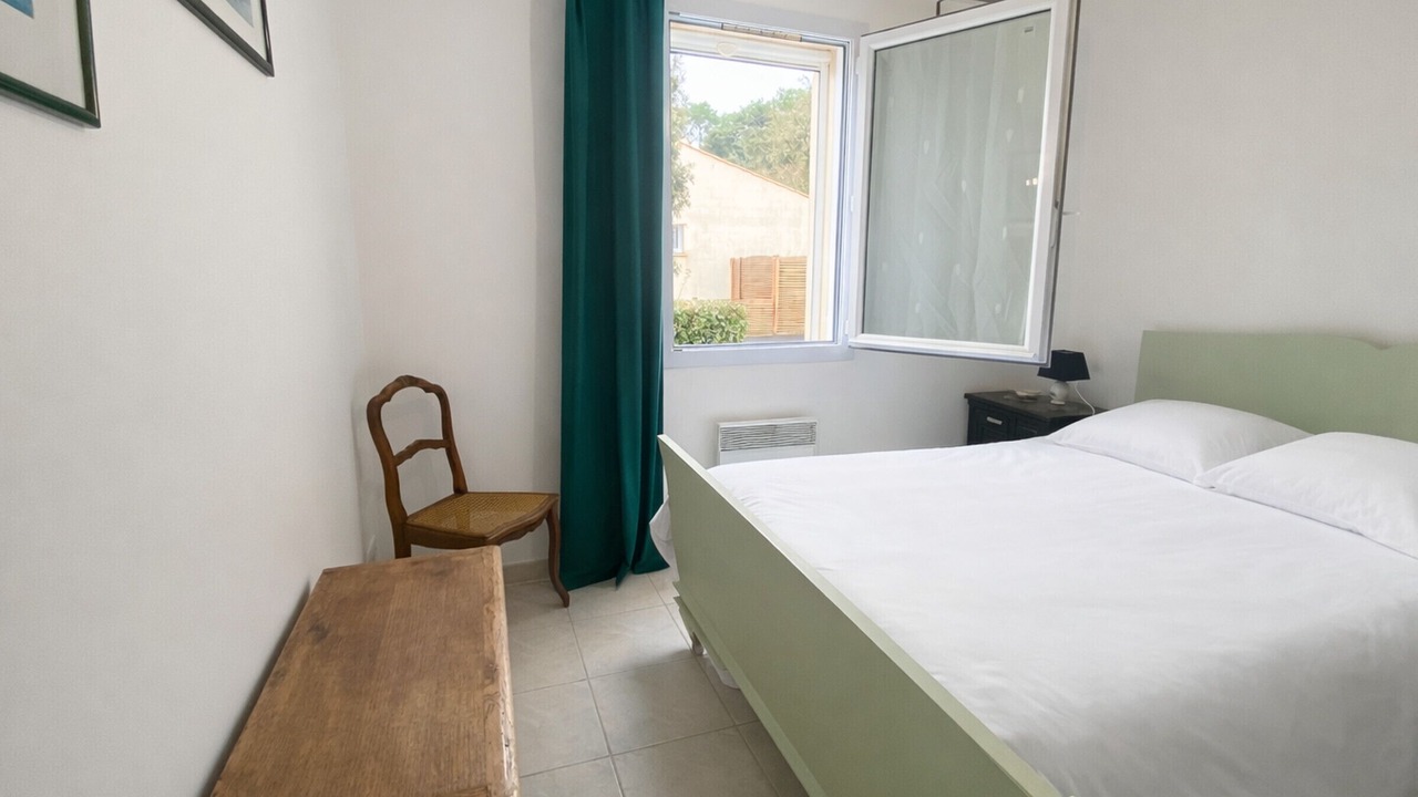 Photo of Bedroom in Longeville-sur-Mer