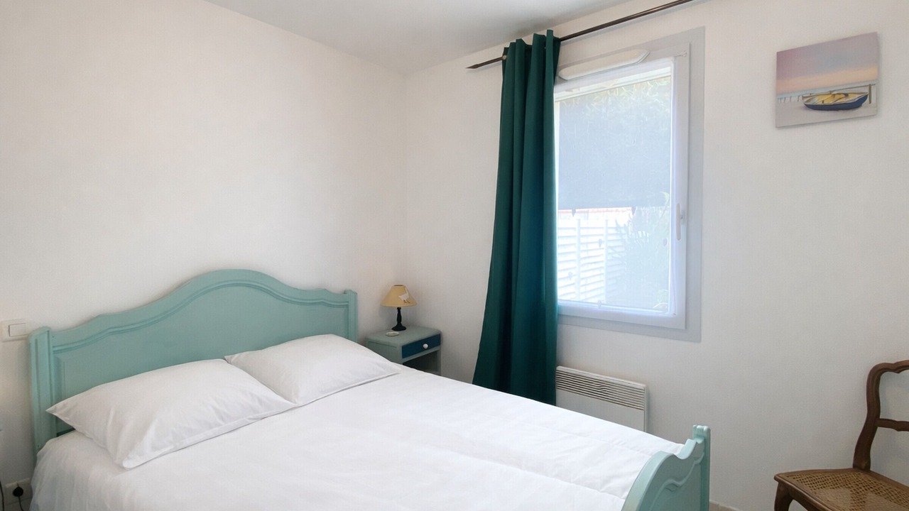 Photo of Bedroom in Longeville-sur-Mer