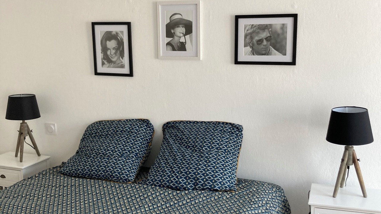 Photo of Bedroom in Eu