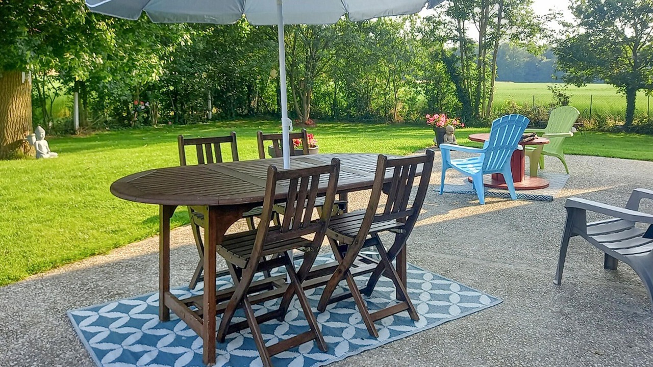 Photo of Others in Venon