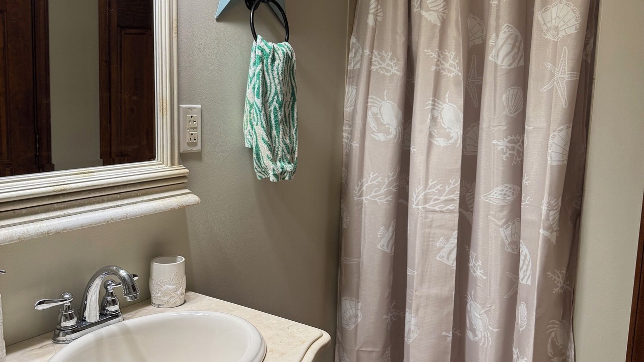 Photo of Bathroom in Town of Hounsfield