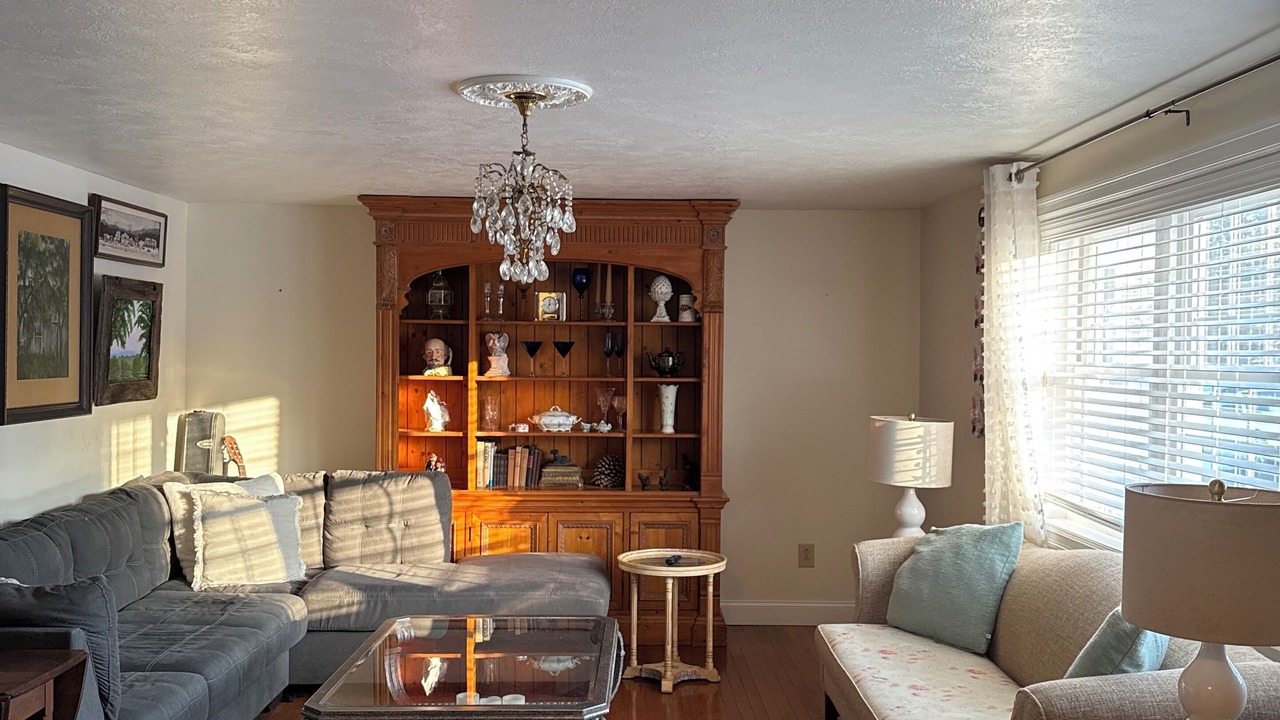 Photo of Livingroom in Town of Hounsfield