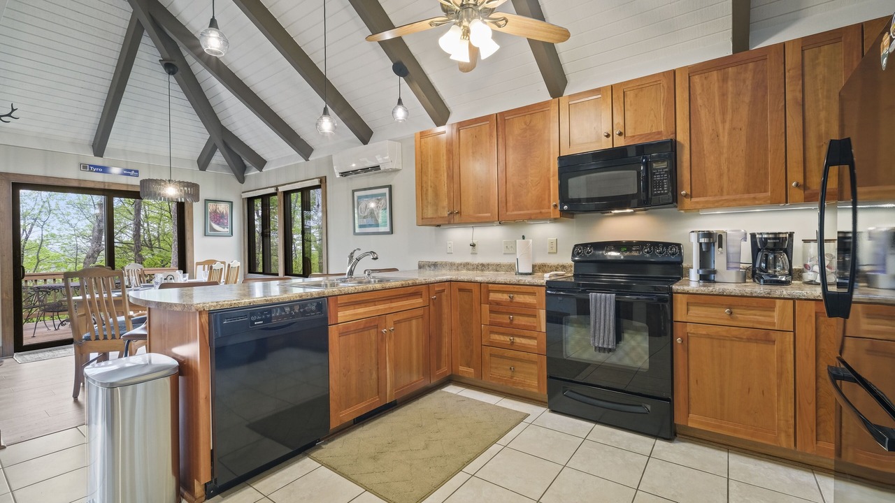 Photo of Kitchen in Treeloft