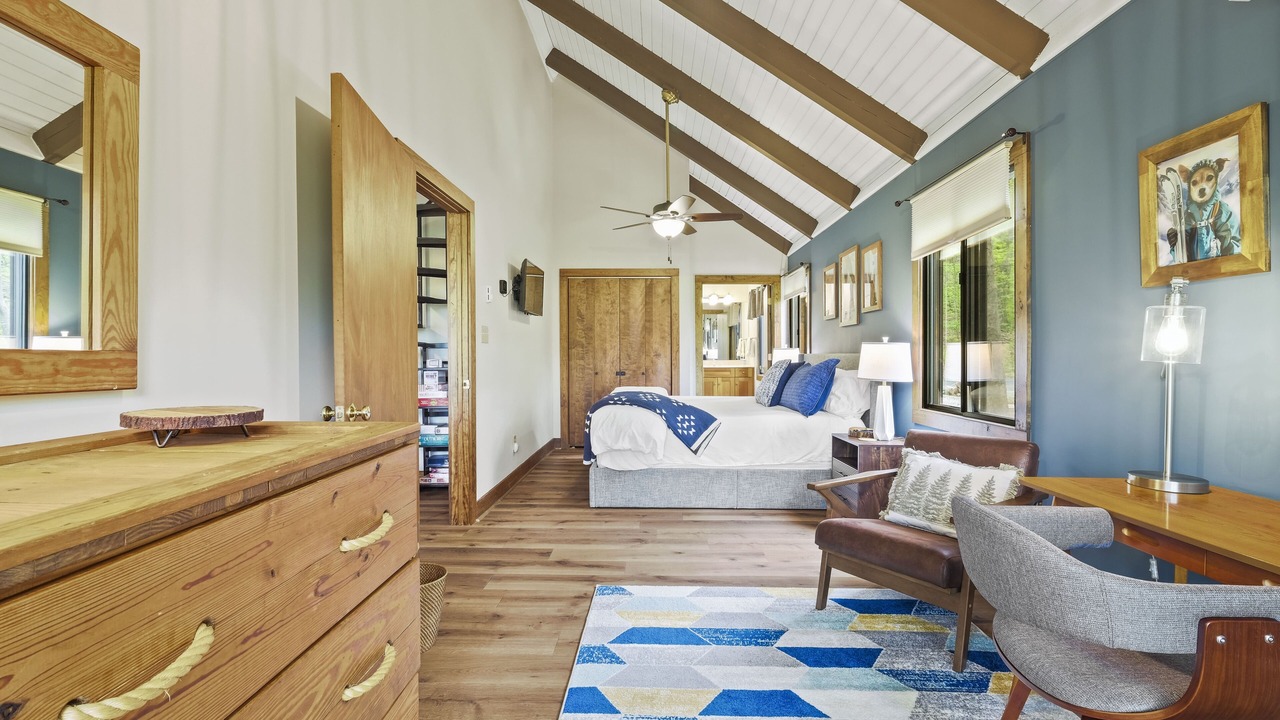 Photo of Bedroom in Treeloft