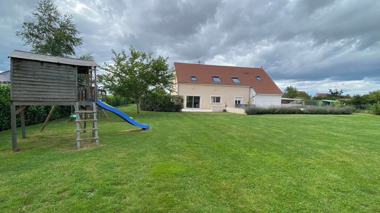 Photo of Others in Forleans