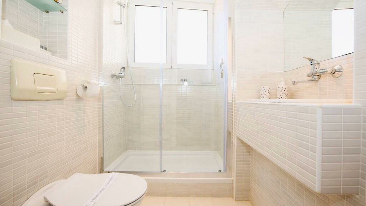 Photo of Bathroom in Pile