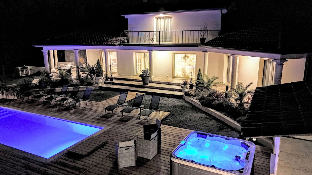 Photo of Patio Balcony in Festalemps
