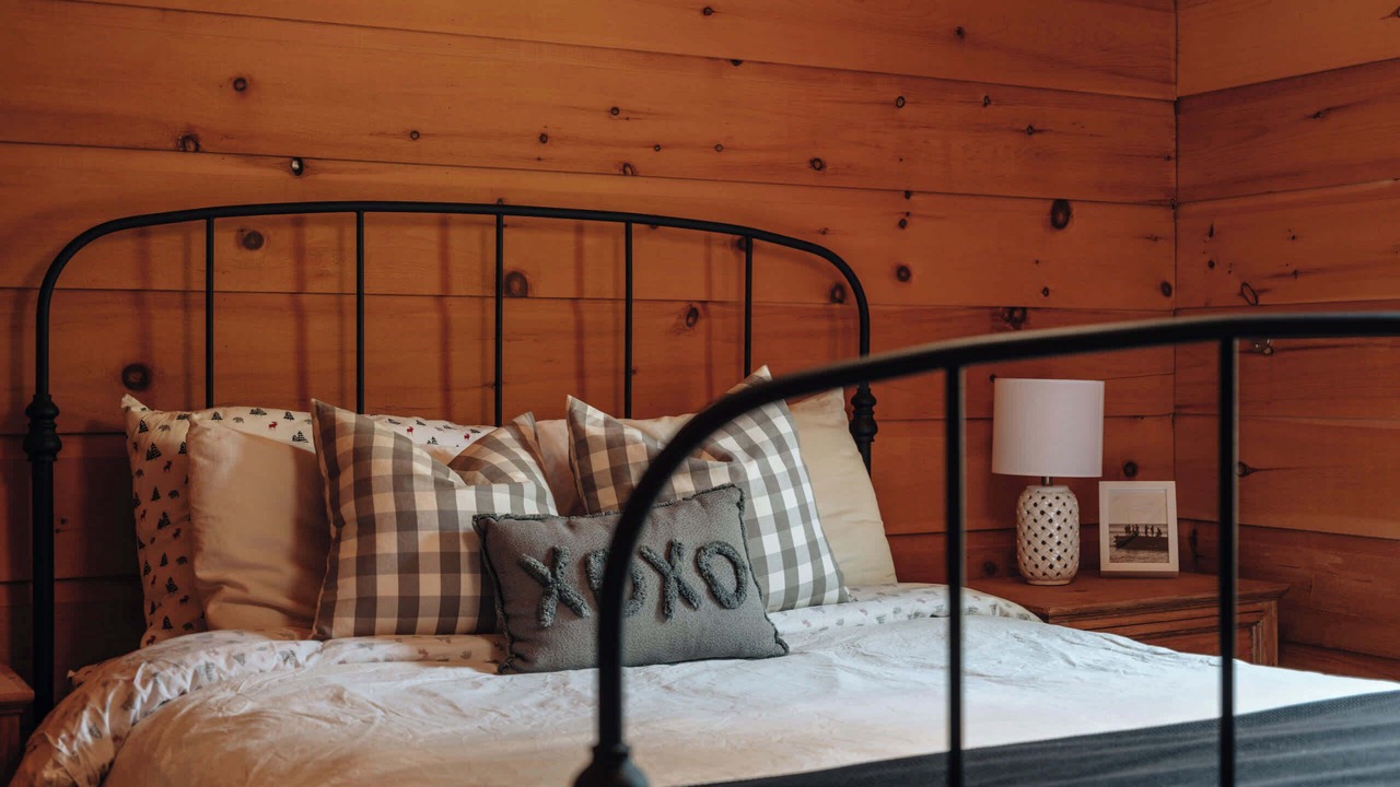 Photo of Bedroom in Notre-Dame-de-la-Merci