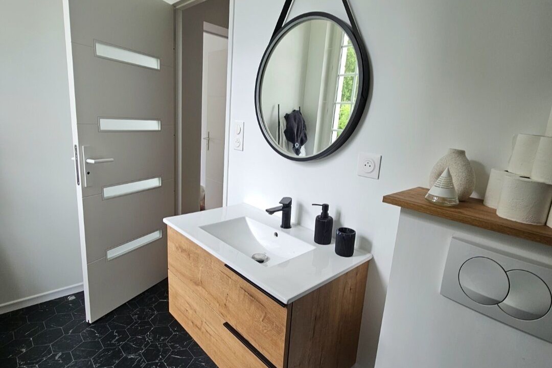 Photo of Bathroom in Yville-sur-Seine