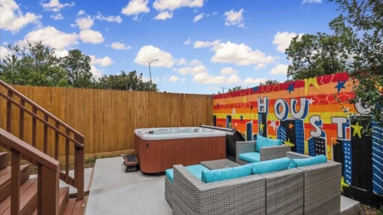 Photo of Outdoor in Northside