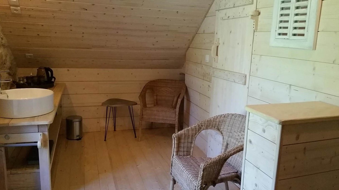 Photo of Others in Broye