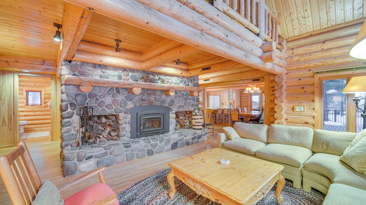 Photo of Livingroom in Webster