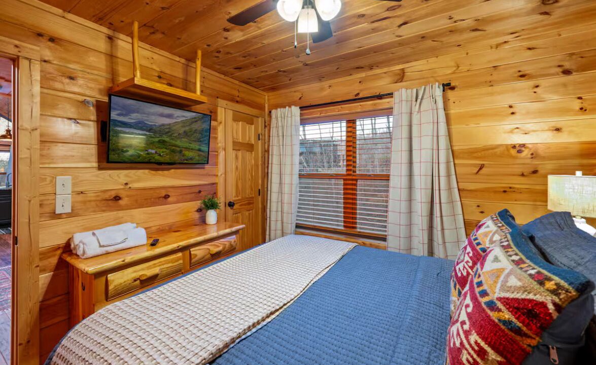 Photo of Bedroom in Chalet Village North