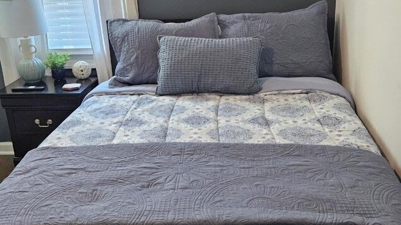 Photo of Bedroom in Downtown