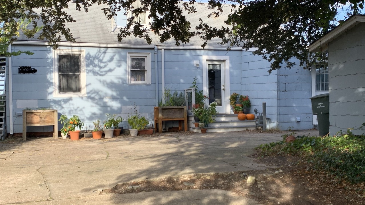 Photo of Others in Cottage Line